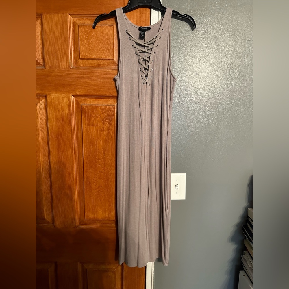 Dress goes down a bit past the knees
